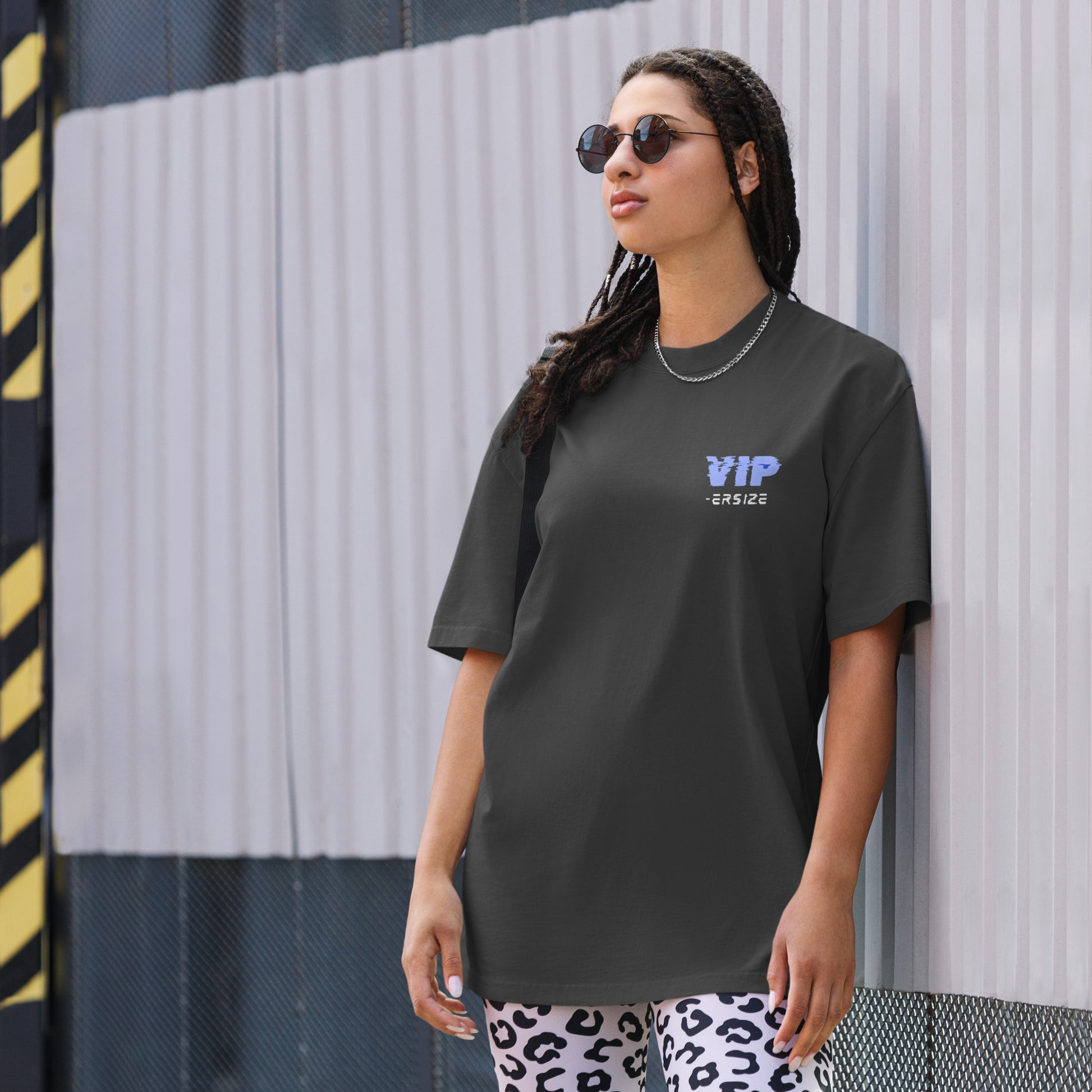 Design 1 // Women // Shirts // Oversize // Front 3 - Viper-Size